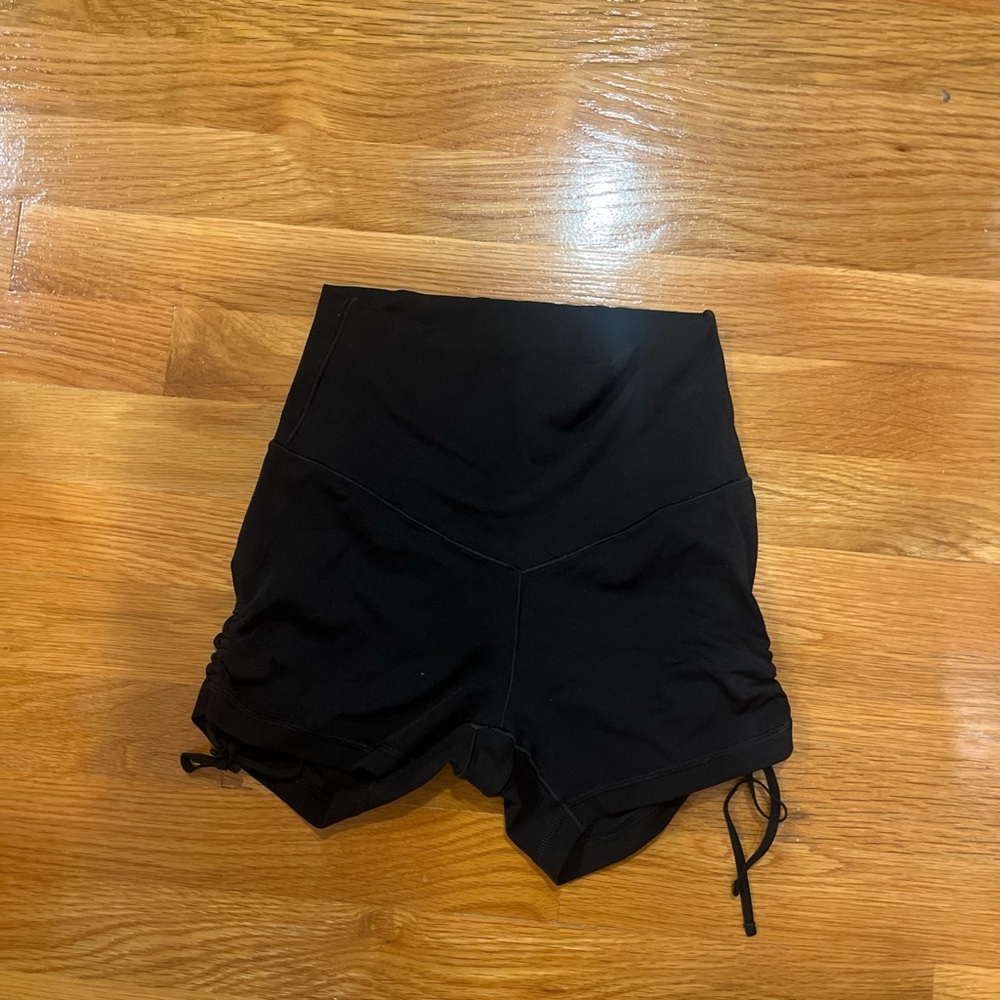 Black Women's aerie shorts